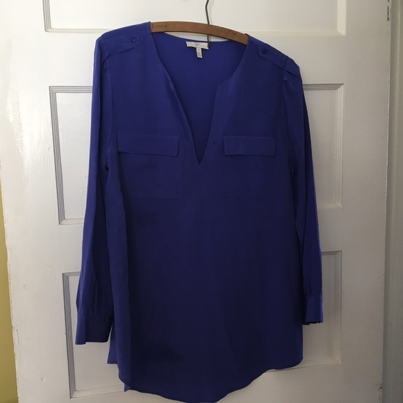 Joie Tops - Joie Marlo Top Size SMALL 100% Silk Navy